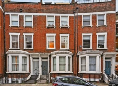 Properties to let in Beaumont Crescent - W14 9LX view1