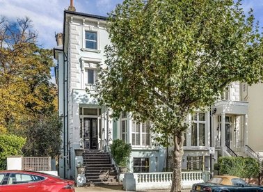 Properties to let in Belsize Park Gardens - NW3 4ND view1