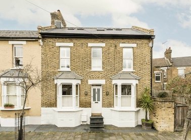 Properties let in Benn Street - E9 5SU view1
