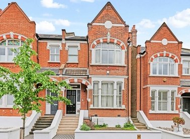 Properties to let in Bernard Gardens - SW19 7BE view1