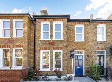 Properties to let in Bertal Road - SW17 0BX view1