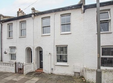 Properties to let in Besley Street - SW16 6BD view1