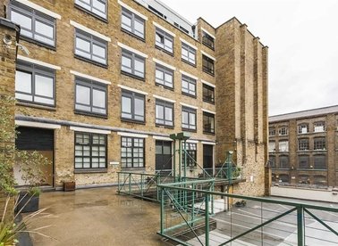 Properties to let in Bethnal Green Road - E2 9QR view1