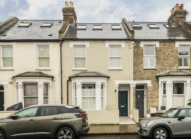 Properties let in Bishops Road - SW6 7AA view1