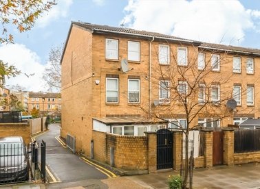 Properties let in Blakeney Close - E8 2HQ view1
