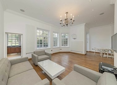 Properties to let in Bracknell Gardens - NW3 7EB view1