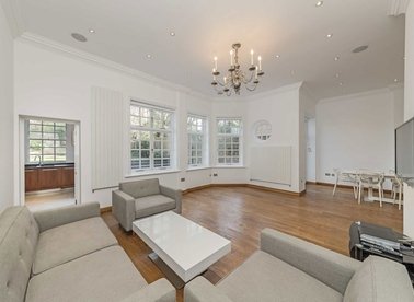 Properties to let in Bracknell Gardens - NW3 7EB view1