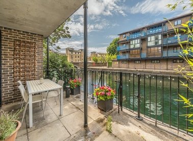 Properties to let in Bridge House Quay - E14 9QW view1