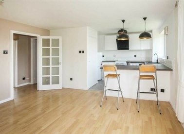 Properties to let in Bridge Meadows - SE14 5SX view1