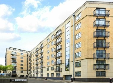 Properties let in Bridgewater Square - EC2Y 8AH view1