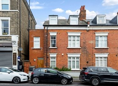 Properties to let in Broadhurst Gardens - NW6 3AY view1