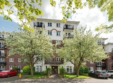 Properties let in Brompton Park Crescent - SW6 1SZ view1