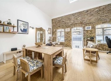 Properties to let in Brook Mews North - W2 3BW view1