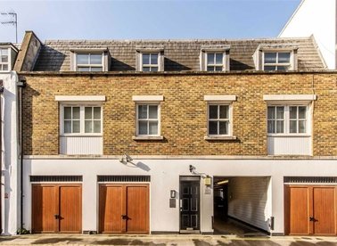 Properties to let in Brook Mews North - W2 3BW view1