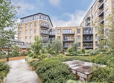 Properties to let in Brook Street - KT1 2NH view1