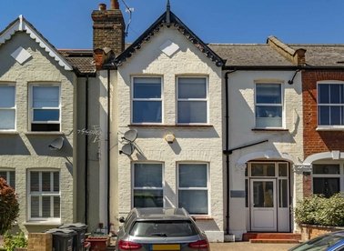 Properties to let in Brooks Road - W4 3BH view1