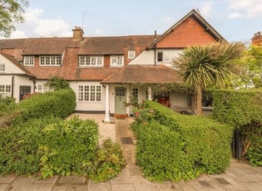 Properties let in Brunner Road - W5 1BA view1