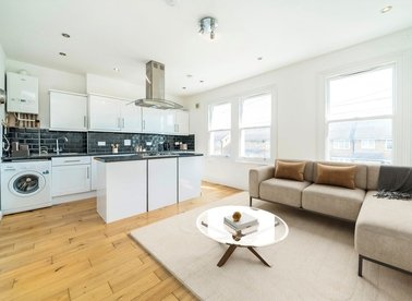 Properties to let in Buckleigh Road - SW16 5RZ view1