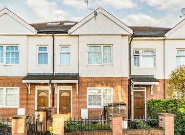 Properties to let in Burney Avenue - KT5 8DF view1