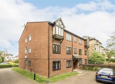 Properties to let in Burnt Ash Hill - SE12 0HY view1