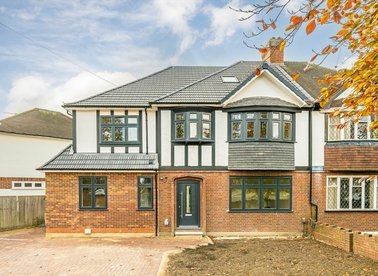 Properties let in Buxton Drive - KT3 3UX view1