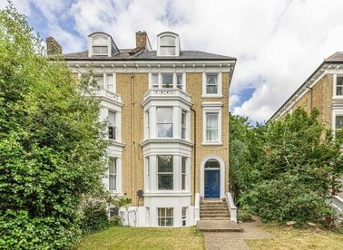 Properties let in Cambridge Park - TW1 2PF view1