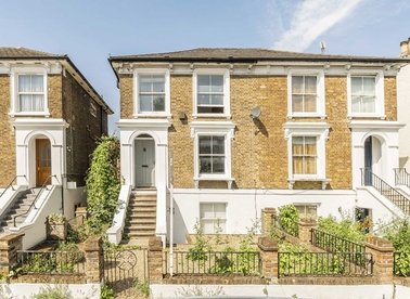 Properties to let in Cambridge Road North - W4 4AA view1