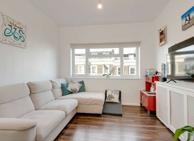 Properties let in Campden Hill Gardens - W8 7AX view1