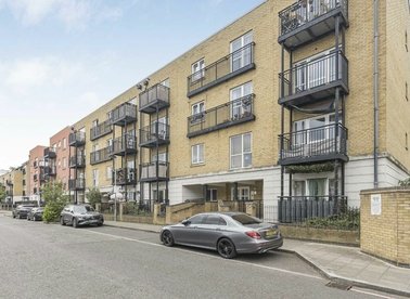 Properties let in Candle Street - E1 4RU view1