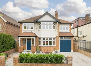 Properties to let in Carlisle Road - TW12 2UL view1