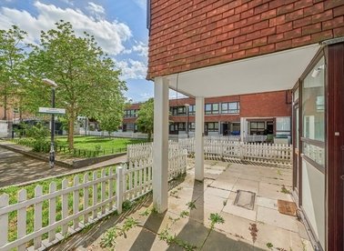 Properties to let in Carlton Grove - SE15 2UB view1