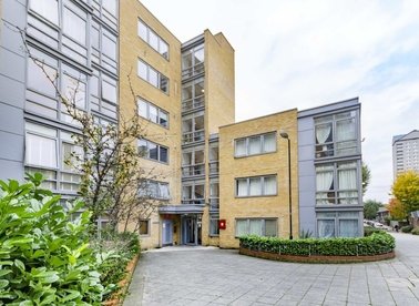 Properties to let in Cassilis Road - E14 9LB view1
