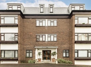 Properties let in Castlebar Road - W5 2DE view1