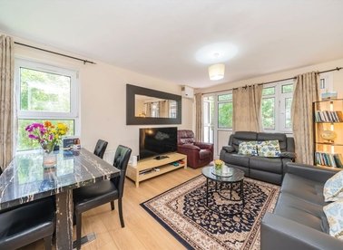 Properties to let in Castlecombe Drive - SW19 6RS view1