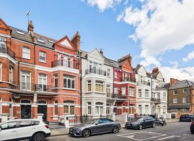 Properties to let in Castletown Road - W14 9HG view1