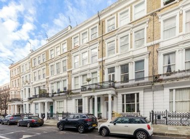 Properties to let in Castletown Road - W14 9HQ view1