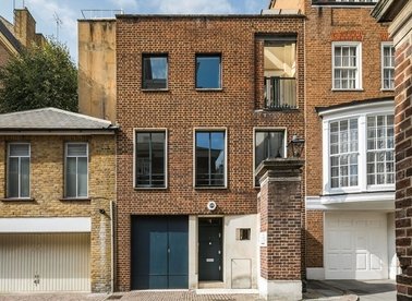 Properties to let in Catherine Wheel Yard - SW1A 1DR view1