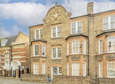 Properties to let in Cato Road - SW4 7TT view1