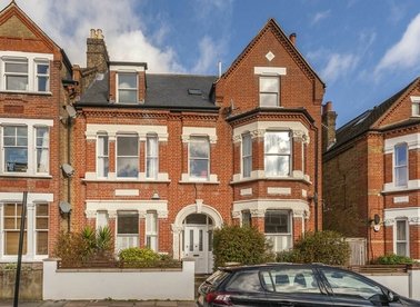 Cautley Avenue, London, SW4