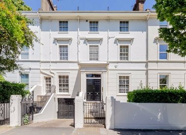 Properties to let in Cavendish Avenue - NW8 9JE view1