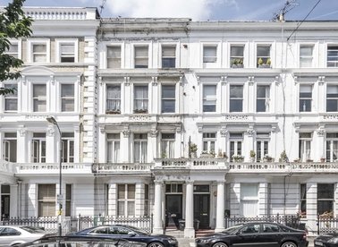 Properties to let in Charleville Road - W14 9JH view1