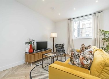Properties to let in Charlotte Street - W1T 2LX view1