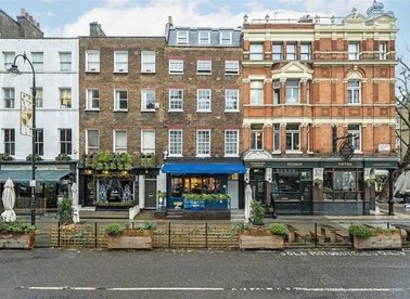 Properties to let in Charlotte Street - W1T 2LZ view1
