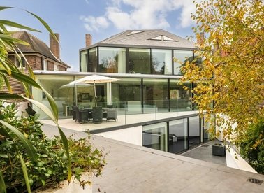 Properties to let in Chartfield Avenue - SW15 6HQ view1