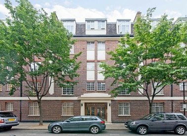 Properties let in Chelsea Manor Street - SW3 3TS view1