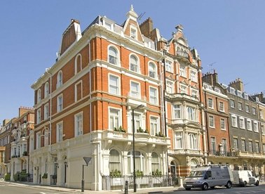 Properties to let in Chesterfield Hill - W1J 5BN view1