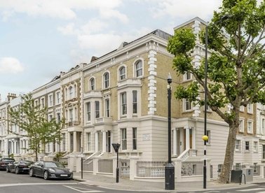 Properties to let in Chesterton Road - W10 5LY view1