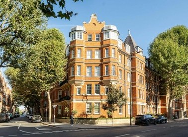 Properties to let in Cheyne Court - SW3 5TR view1