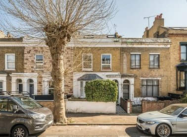 Properties let in Chippendale Street - E5 0BB view1
