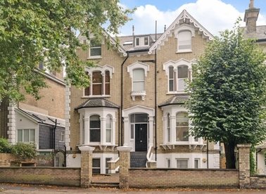 Properties let in Chiswick High Road - W4 4AG view1